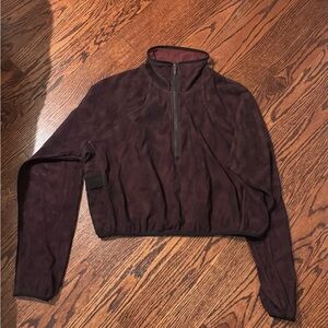 Cropped Mesh Lululemon Pullover